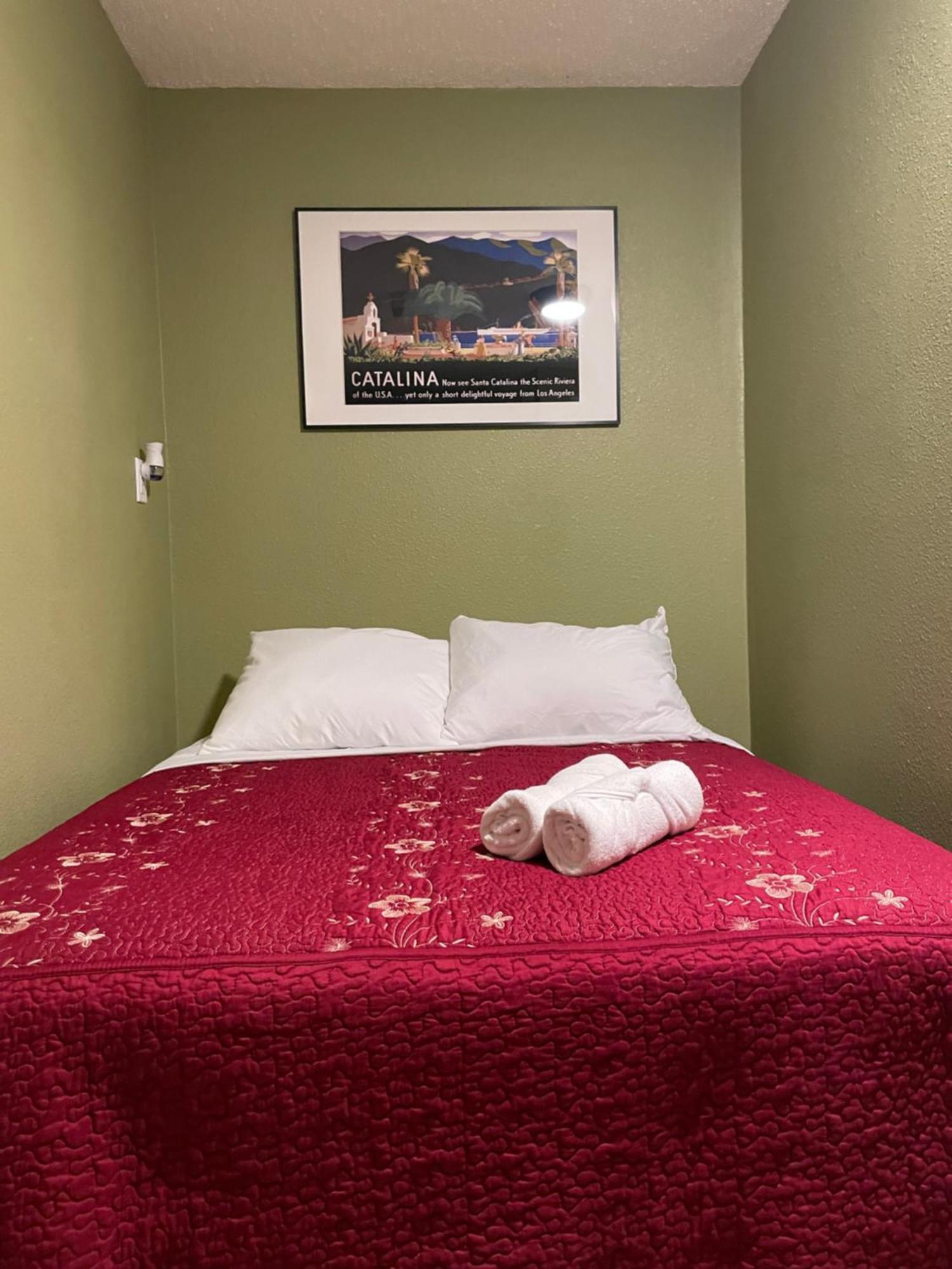 Private Room In Los Angeles With Ac, Strong Wifi, Smart Tv, Work Desk Near Sofi Stadium Esterno foto