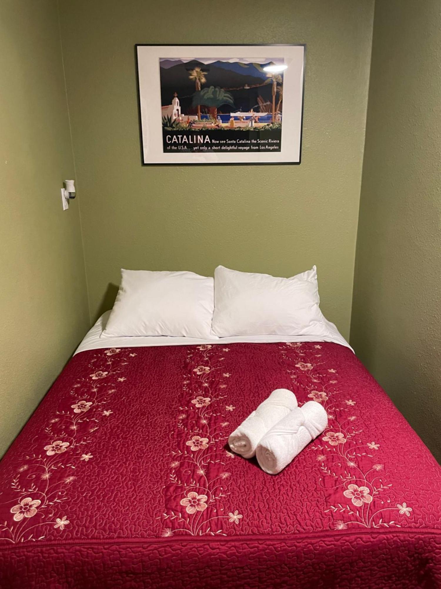Private Room In Los Angeles With Ac, Strong Wifi, Smart Tv, Work Desk Near Sofi Stadium Esterno foto