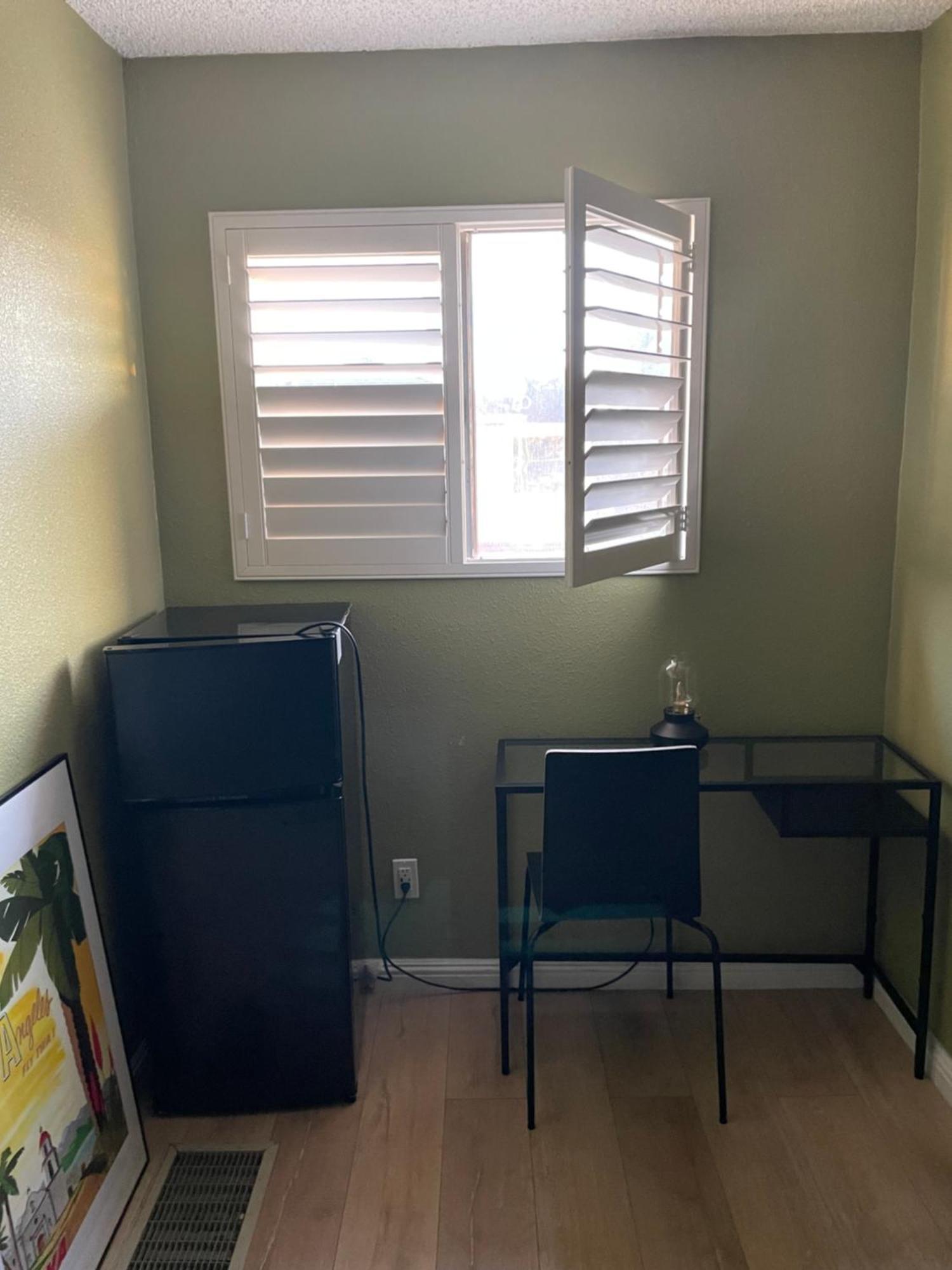 Private Room In Los Angeles With Ac, Strong Wifi, Smart Tv, Work Desk Near Sofi Stadium Esterno foto